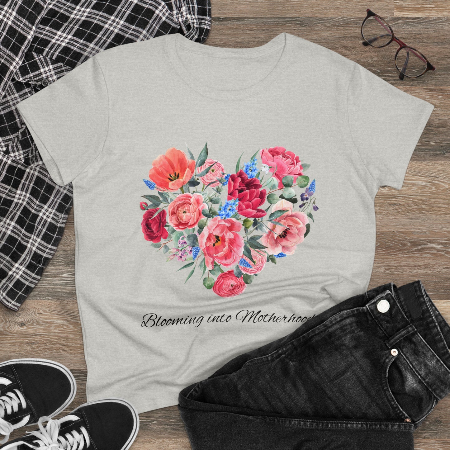 Blooming into Motherhood Cotton Tee 🌸